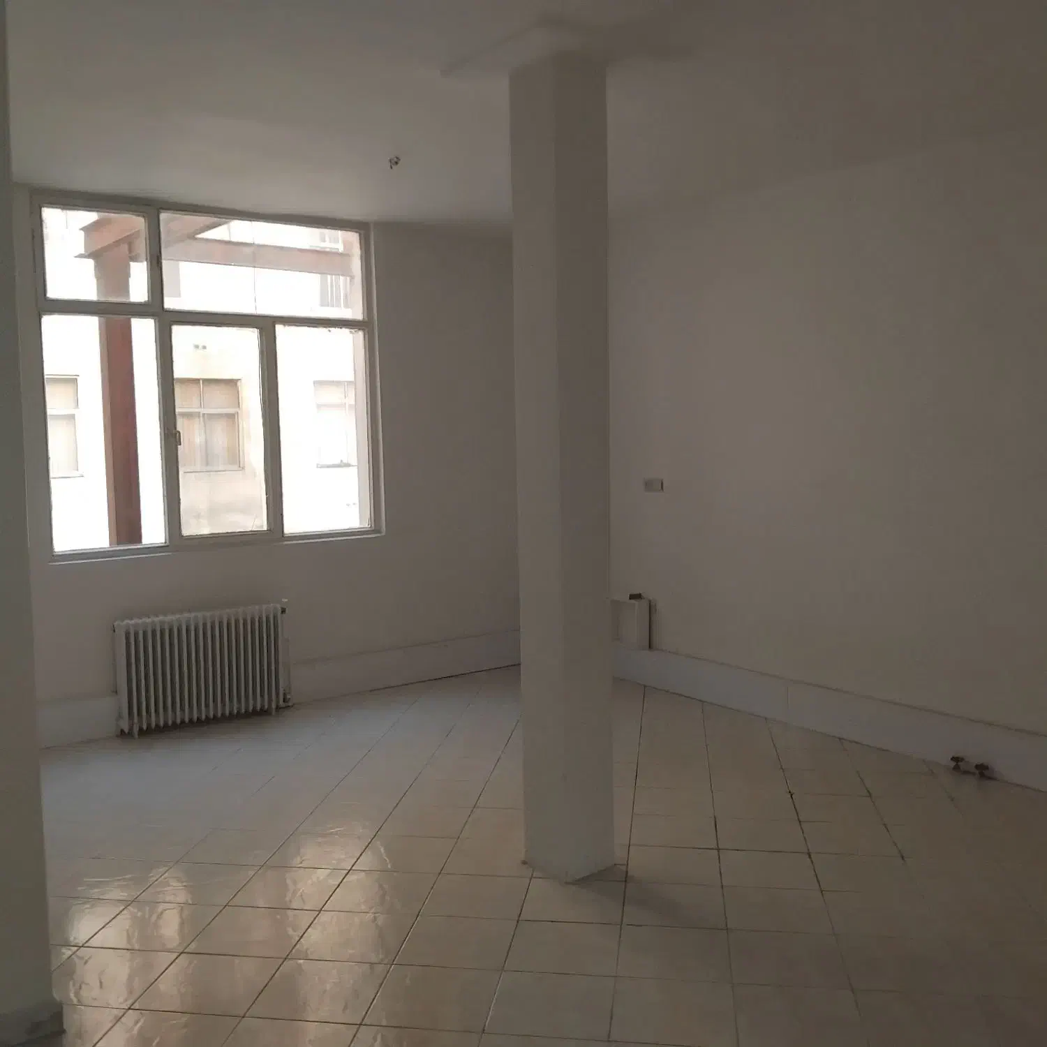 واحد ۸۵ متر دو خوابه چهارراه ولیعصر بزرگمهر