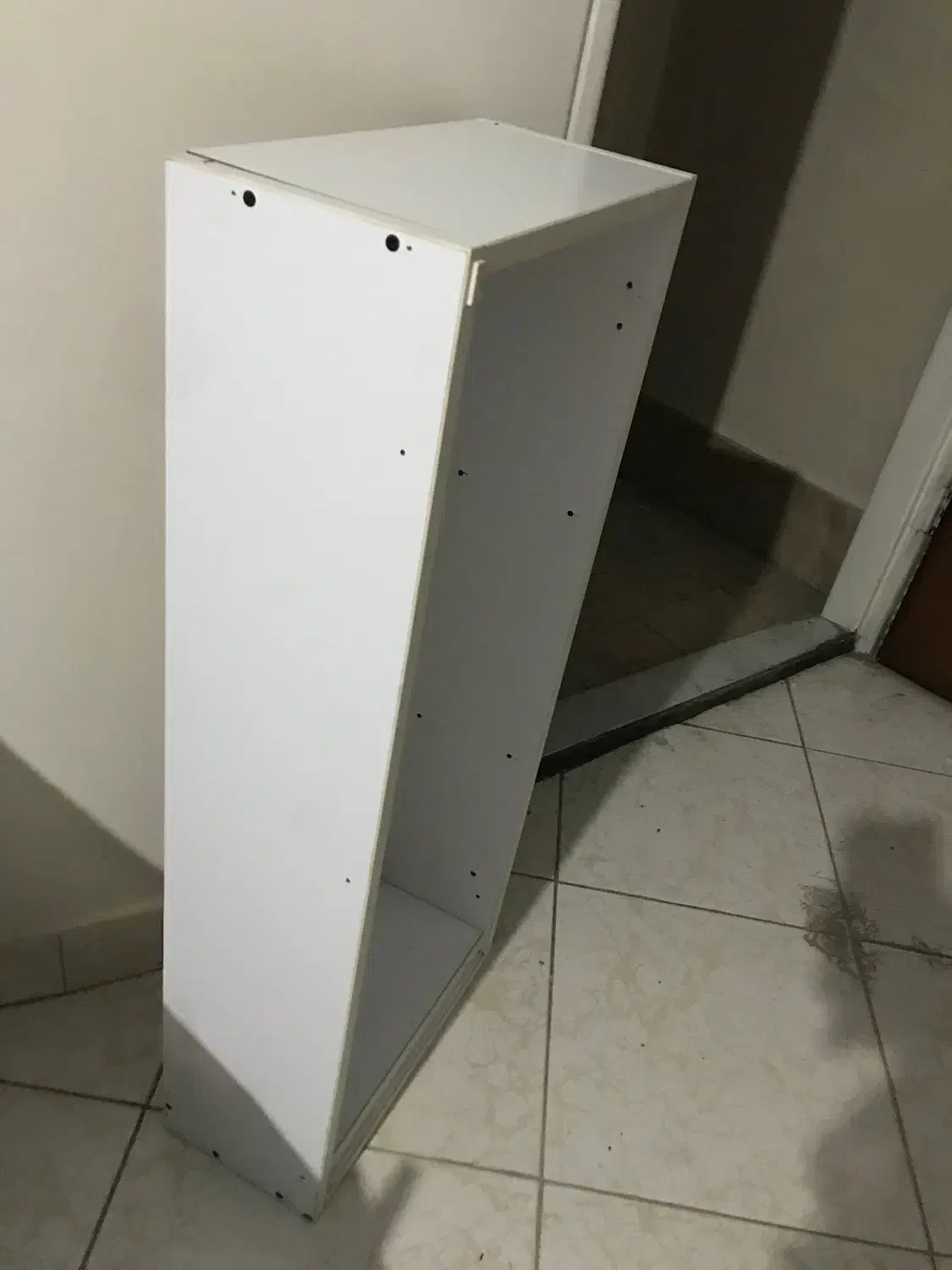 شلف ۳طبقه،صندلی کودک،صندلی ماشین،میز تحریر دختر|کتابخانه، شلف، قفسه‌های دیواری|تهران, زنجان جنوبی|دیوار
