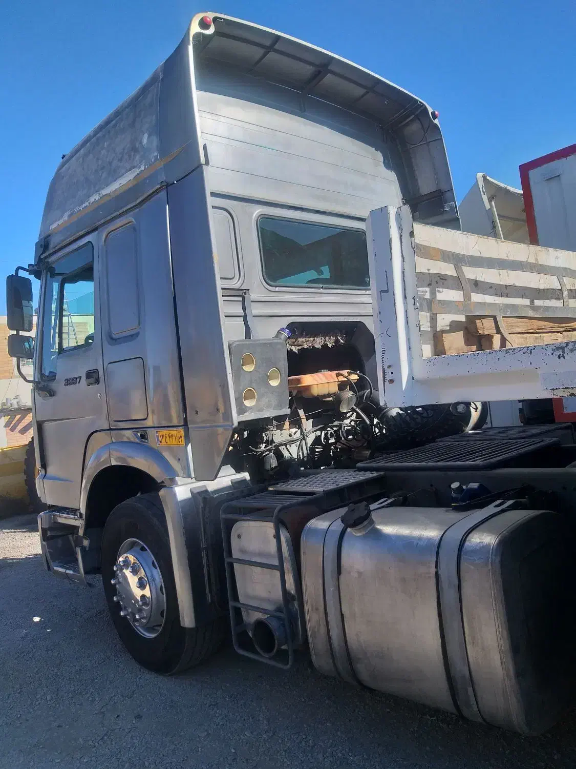 هوو2009|خودرو سنگین|لنجان, |دیوار