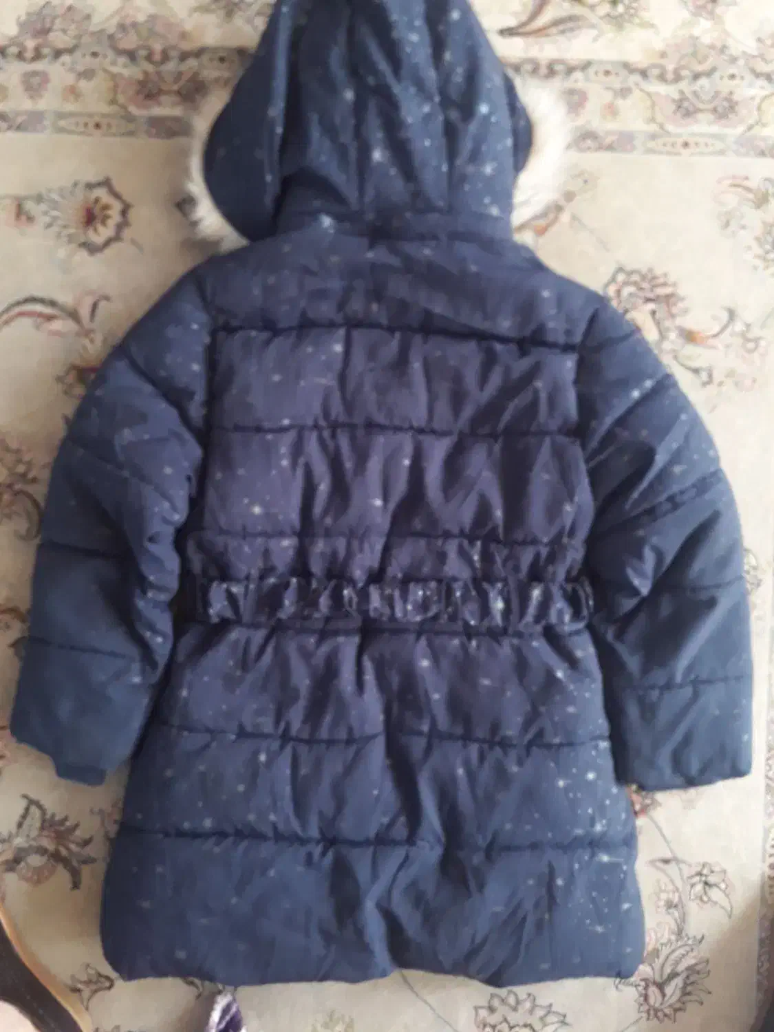 کاپشن دخترانه سایز ۷ تا ۹ سال سالم و تمیز|کفش و لباس بچه|مشهد, تربیت (صدف)|دیوار