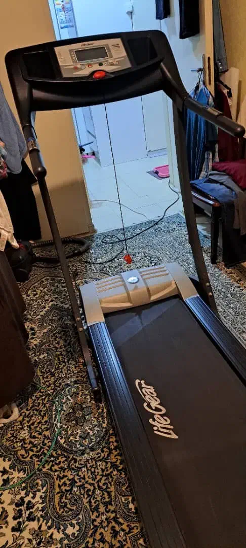 تردمیل خانگی در حد نو|تجهیزات ورزشی|پرند, فاز ۰|دیوار