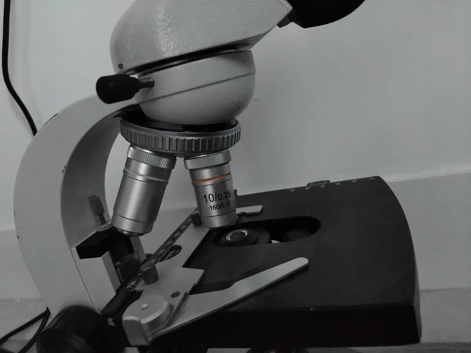 میکروسکوپ|پزشکی|سنندج, |دیوار