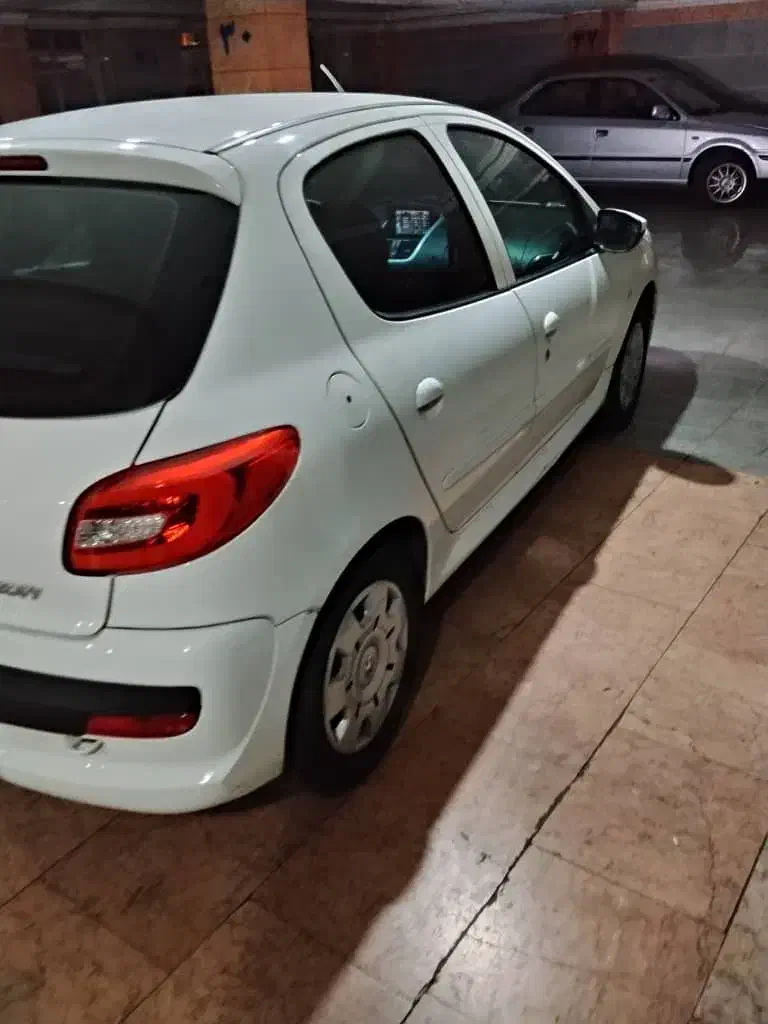 207 دنده ای مدل 1402|خودرو سواری و وانت|تهران, هفده شهریور|دیوار