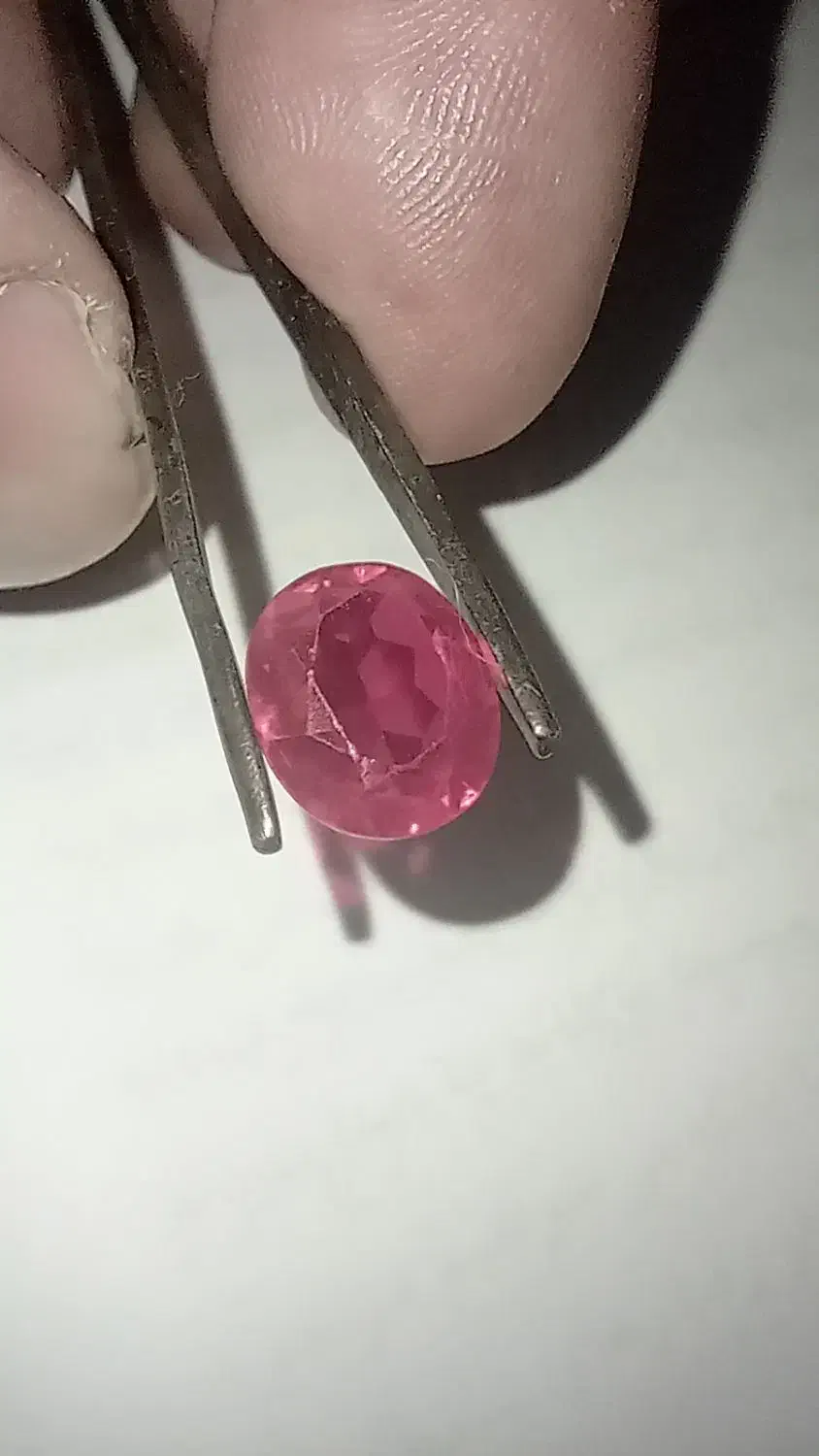 یاقوت طبیعی ۶ قیراطی|جواهرات|سهند, |دیوار