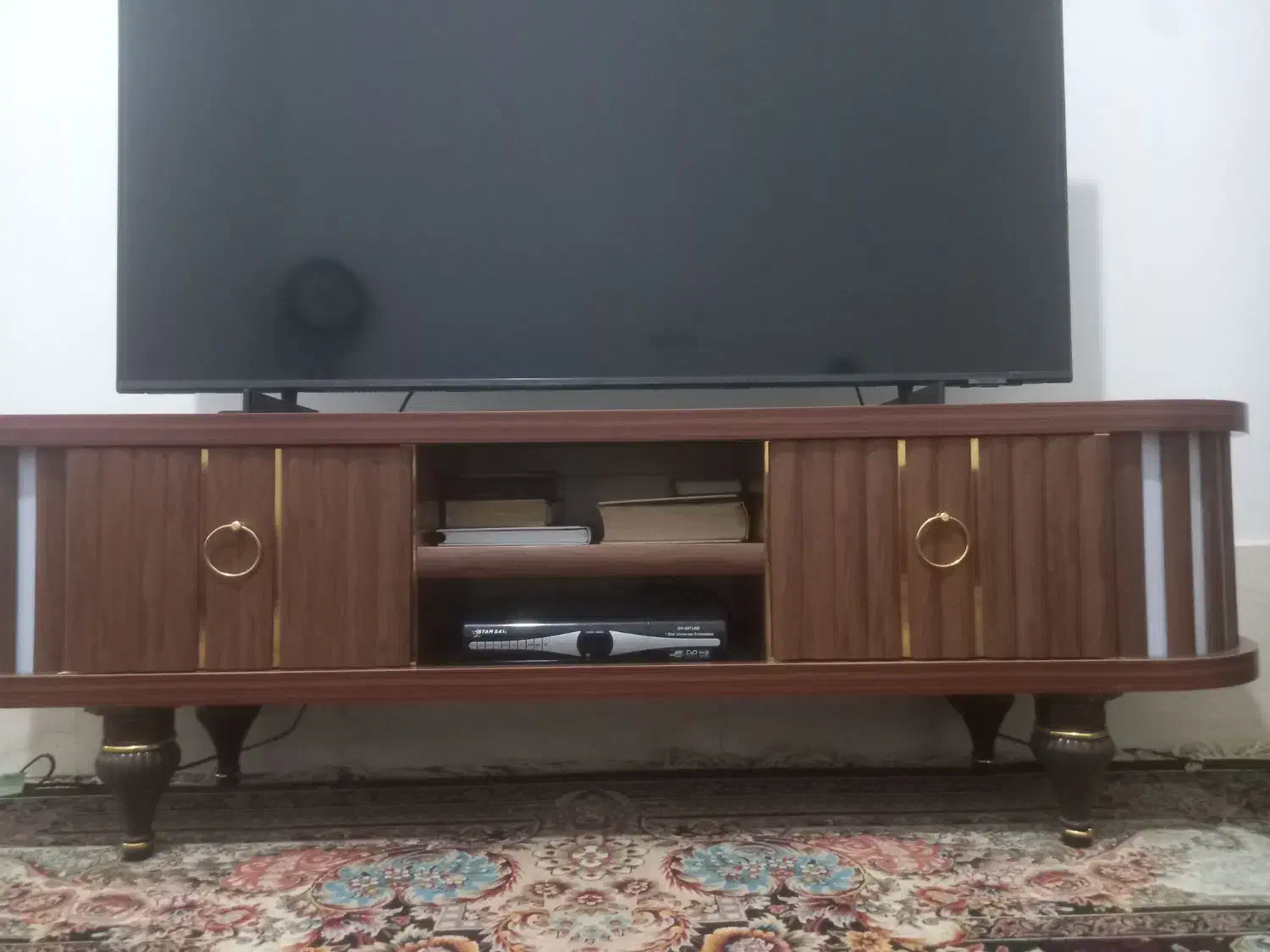 لوازم چوبی|بوفه، ویترین، کنسول|زابل, |دیوار