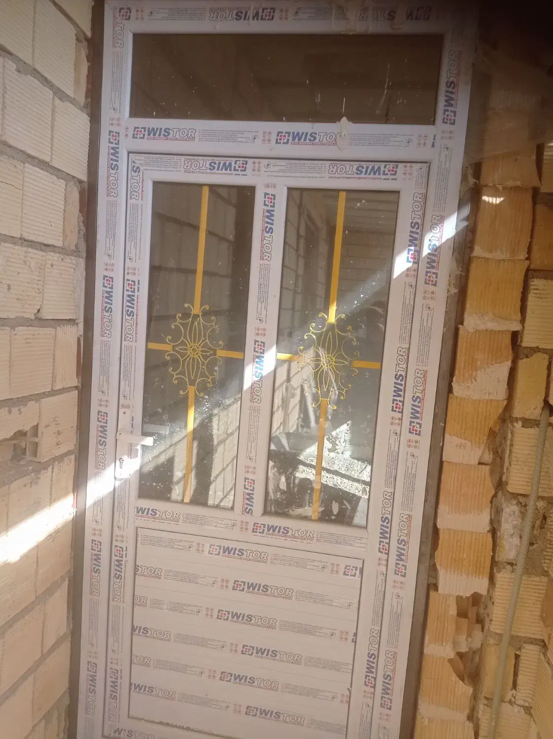 پنجره|مصالح و تجهیزات ساختمان|کبودرآهنگ, |دیوار