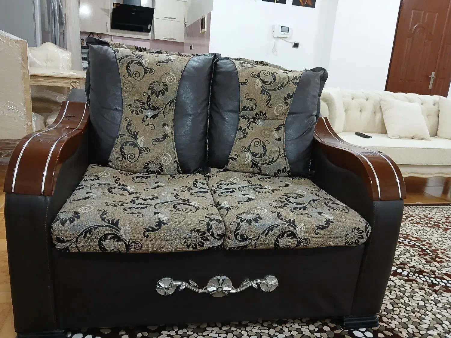 مبل راحتی ۷نفره|مبلمان خانگی و میز عسلی|صومعهسرا, |دیوار