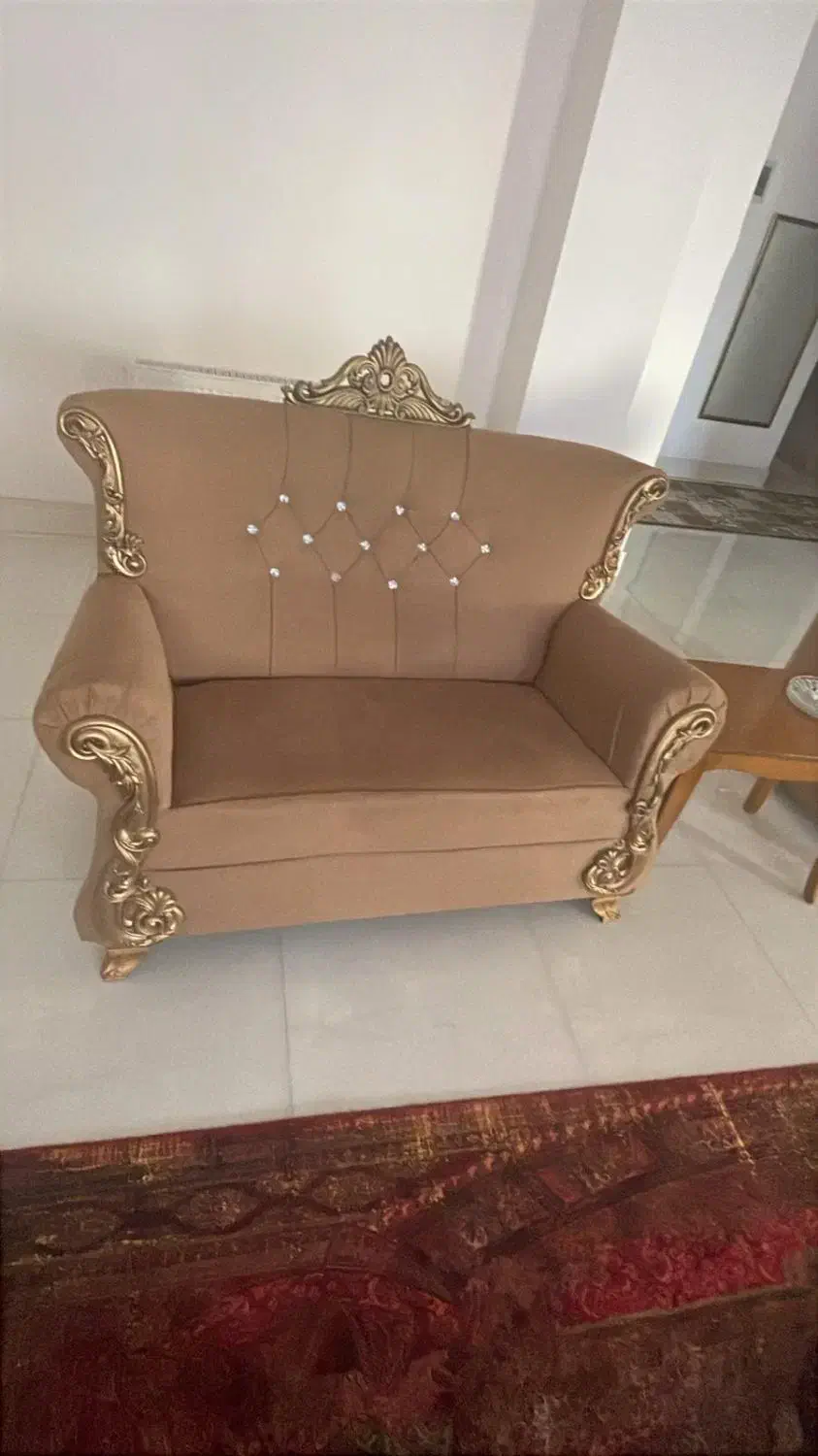 مبل ۷ نفر / ۲ ماه استفاده شده|مبلمان خانگی و میز عسلی|رضوانشهر, |دیوار