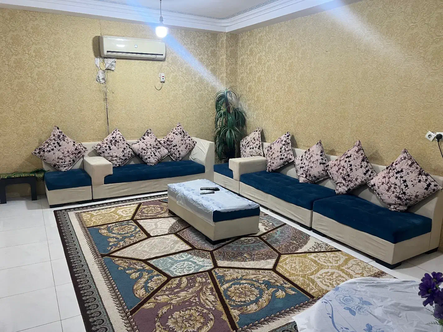 واحدیک خوابه مبله تمیزه و شیک نزدیک مرکز خرید|اجارهٔ کوتاه‌مدت ویلا و باغ|قشم, |دیوار