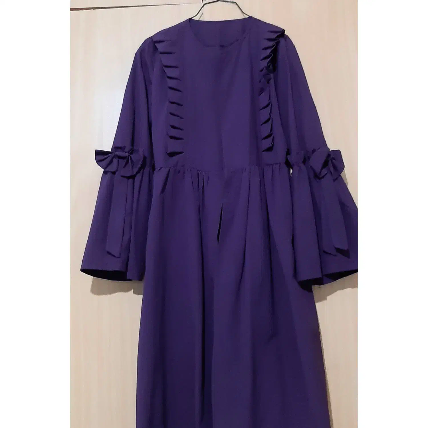 مانتو خوشگل در حد نو|لباس|رشت, نخودچر|دیوار