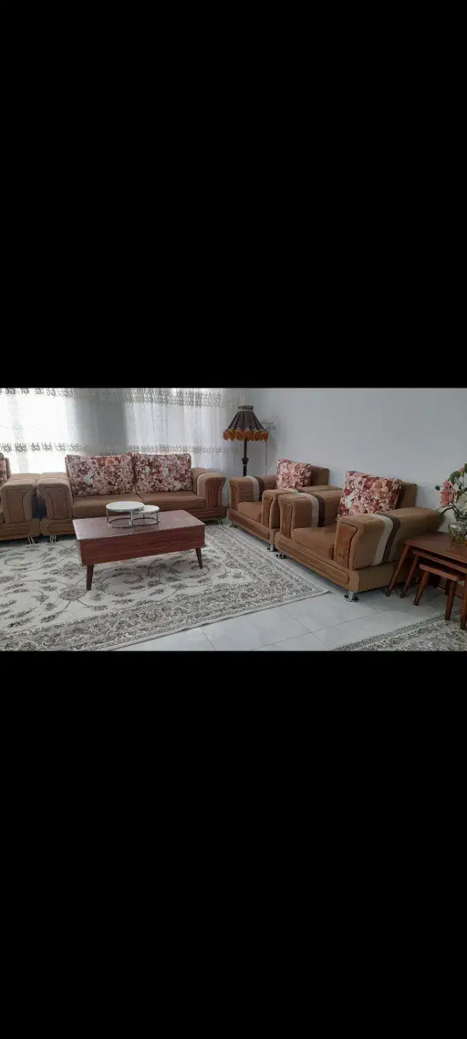 مبلمان ۷نفره به همراه جلومبلی|مبلمان خانگی و میز عسلی|کرمانشاه, |دیوار