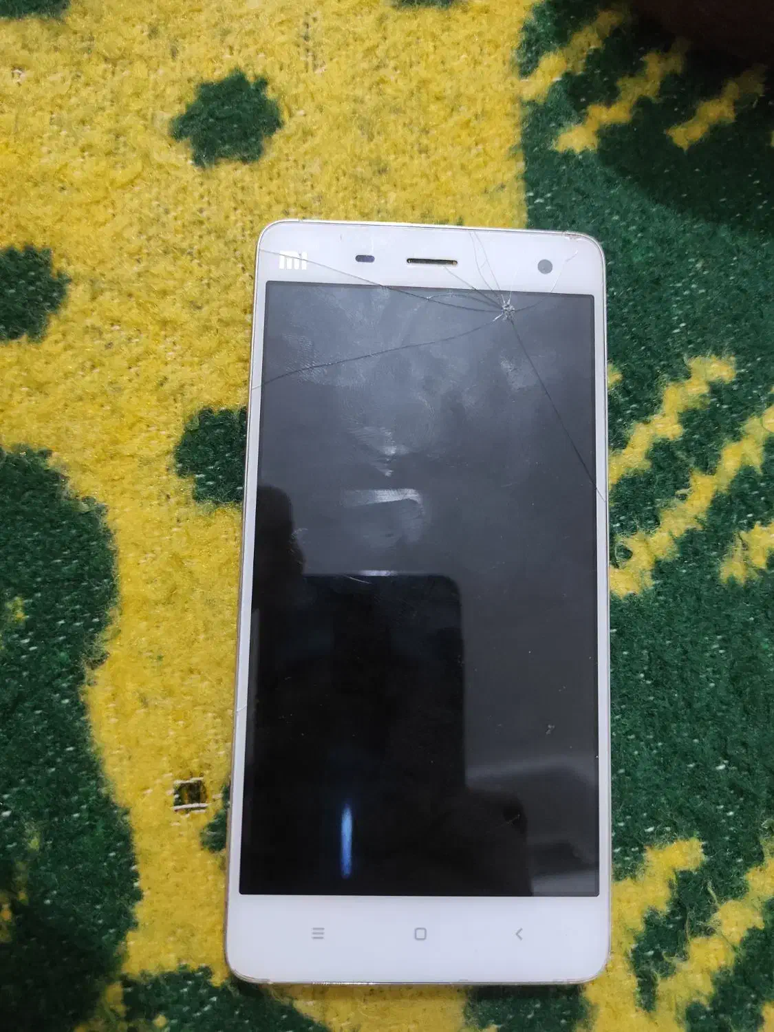 گوشی mi4تاچ شکسته لمسی کار نمیکنه|موبایل|بستان آباد, |دیوار