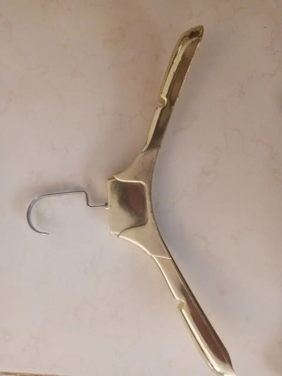 چوب لباسی فلزی طلایی|بندرخت و رخت‌آویز|قائم‌شهر, |دیوار