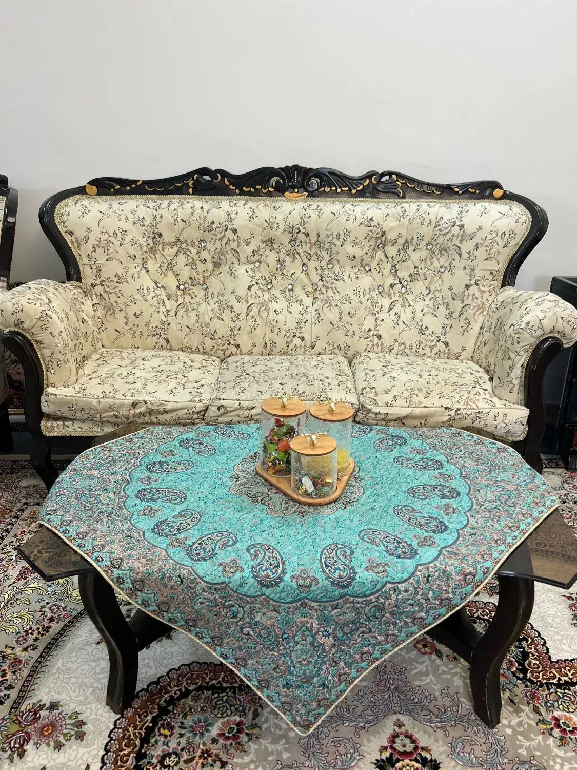 مبل سلطنتی ۷ نفره|مبلمان خانگی و میز عسلی|شلمان, |دیوار