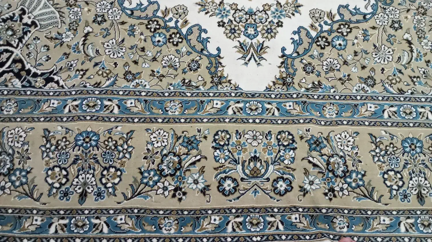 یک عددفرش 12متری یک عددضبط سامسونگ 3030000|فرش|جوادآباد, |دیوار