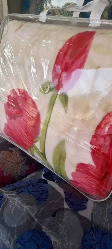 پتو دونفره نرمینه بافت|رختخواب، بالش، پتو|خرمشهر, |دیوار