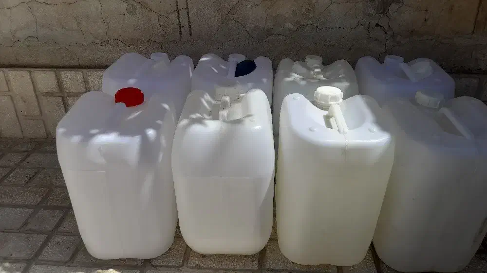 ۲۰ لیتری تمیز ونو|ظروف نگهدارنده، پلاستیکی، یک‌بارمصرف|سبزوار, چهارراه فرودگاه|دیوار