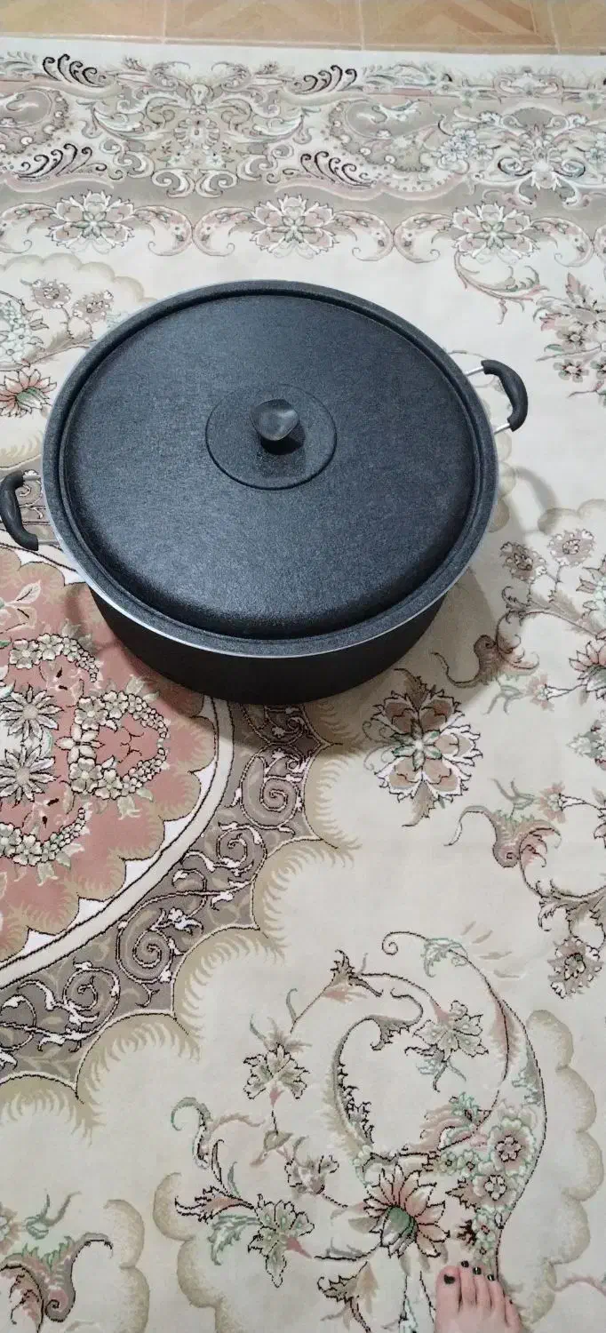 یک عدد قابلمه ی بزرگ معاوضه با قابلمه ی کوچیک|ظروف پختوپز|بشاریات, |دیوار