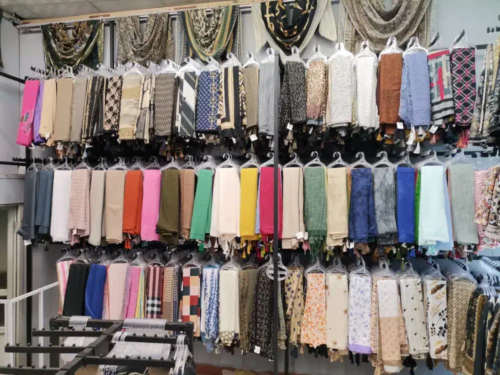 فروشنده خانم (تک شیفت)|استخدام بازاریابی و فروش|داراب, |دیوار