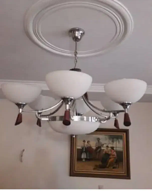 لوستر ۶حباب و۹ شعله همراه حباب یدک ولوستر ۳ساخه|لوستر و چراغ آویز|تهران, مدائن|دیوار