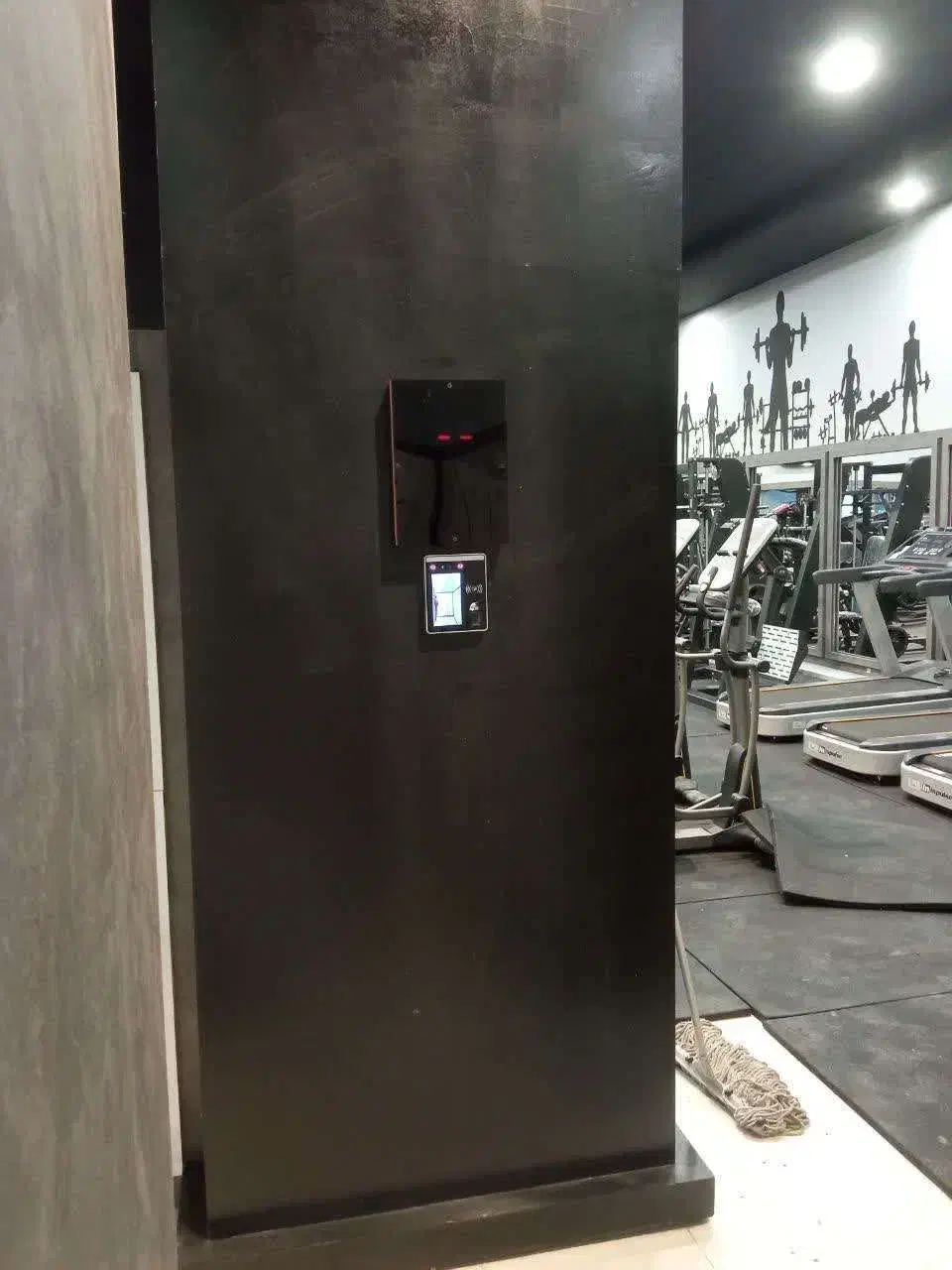 قفل آنلاین حضورغیاب نرم افزارمدیریت باشگاه گیت|تجهیزات ورزشی|بندرعباس, |دیوار