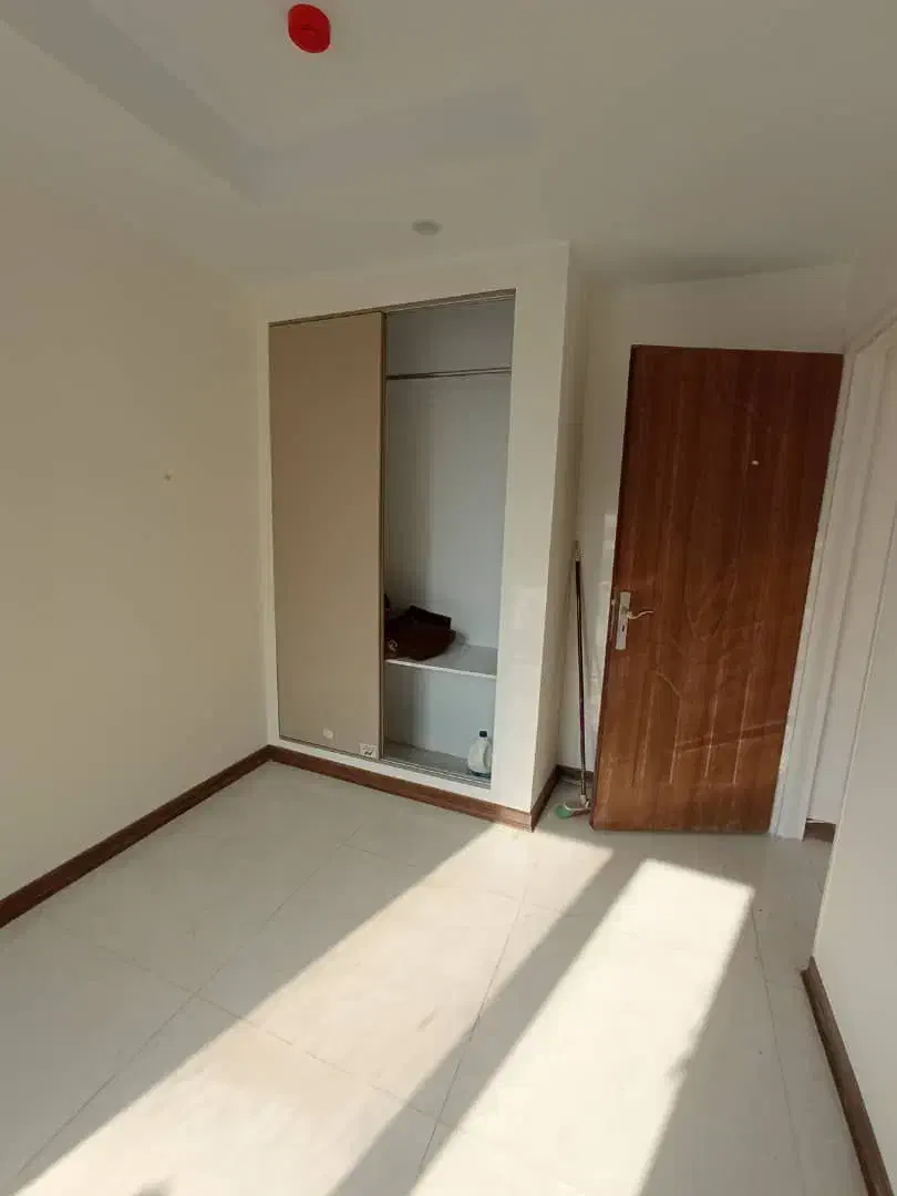 فاطمی ۸۰ متر نوساز آفتابگیر