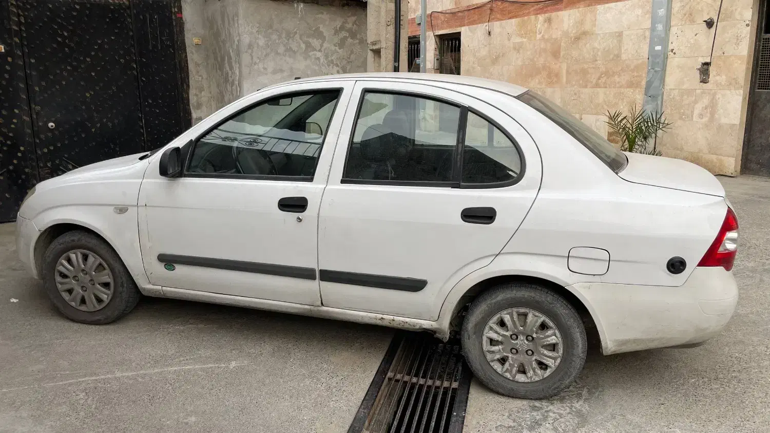 تیبا مدل 93 دوگانه فابریک|خودرو سواری و وانت|گرگان, |دیوار