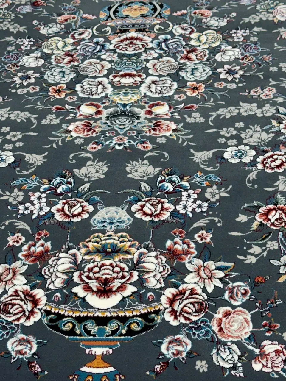 دو تخته فرش ۷۰۰اصل ۱۲متری نو بصورت اقساطی|فرش|مریوان, |دیوار