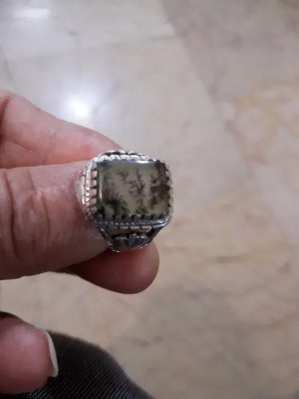 انگشترزیبای شجر|جواهرات|فردوسیه, |دیوار