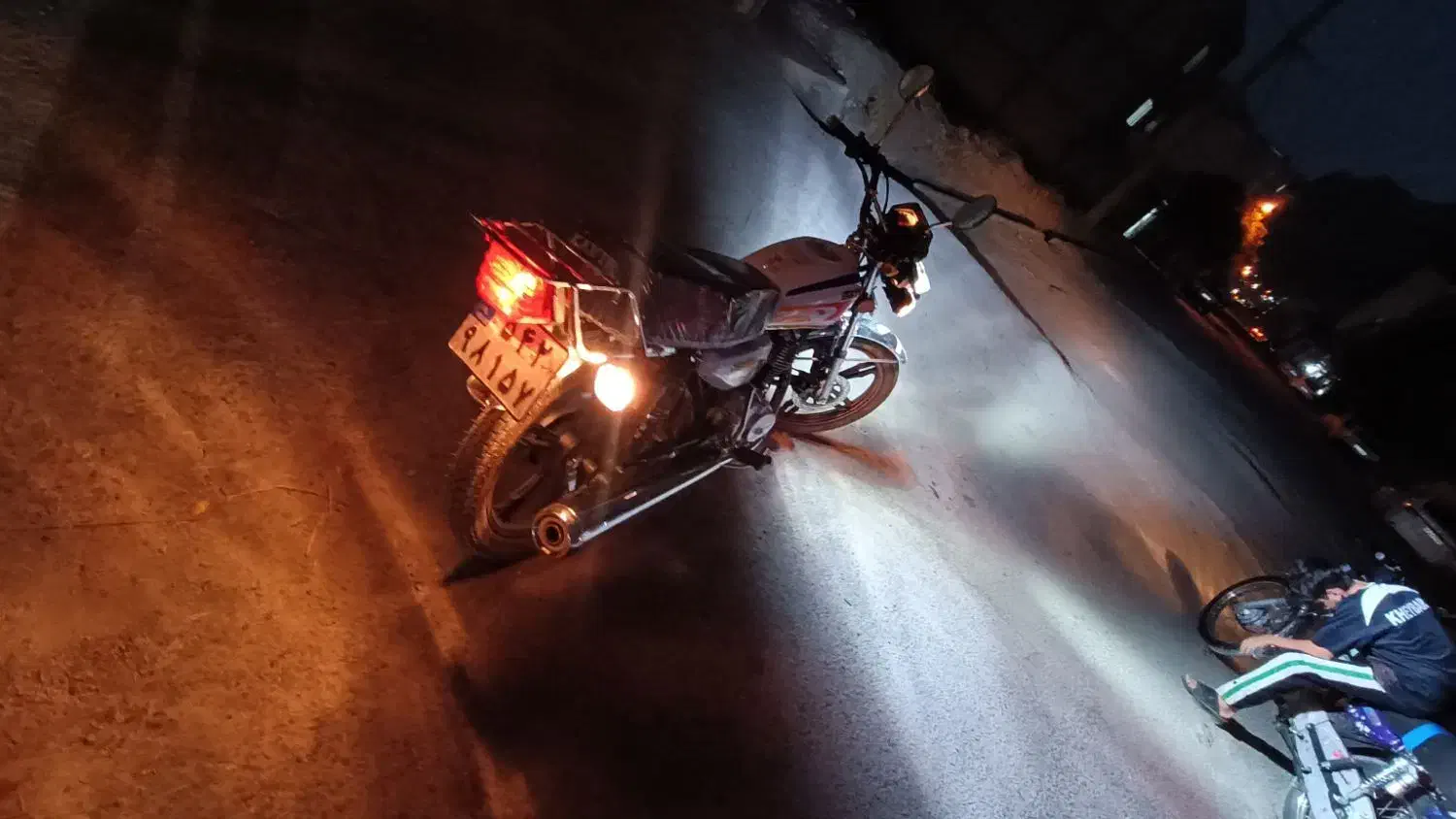 موتور ۲۰۰ کویر|موتورسیکلت|خرم‌آباد, |دیوار