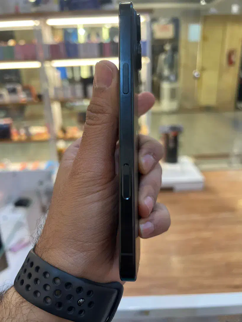 ۱۶ پرومکس ۲۵۶|موبایل|تهران, شهرک صدرا|دیوار