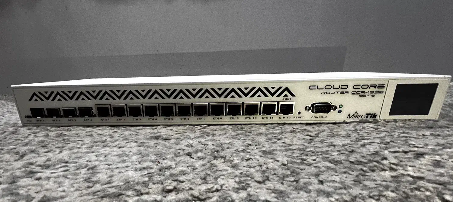 روتر  MiKrOTiK|مودم و تجهیزات شبکه|اهواز, اهواز|دیوار