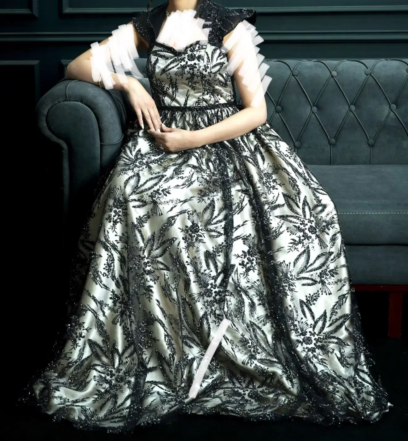 لباس مجلسی|لباس|سبزوار, شرق کال میانی|دیوار