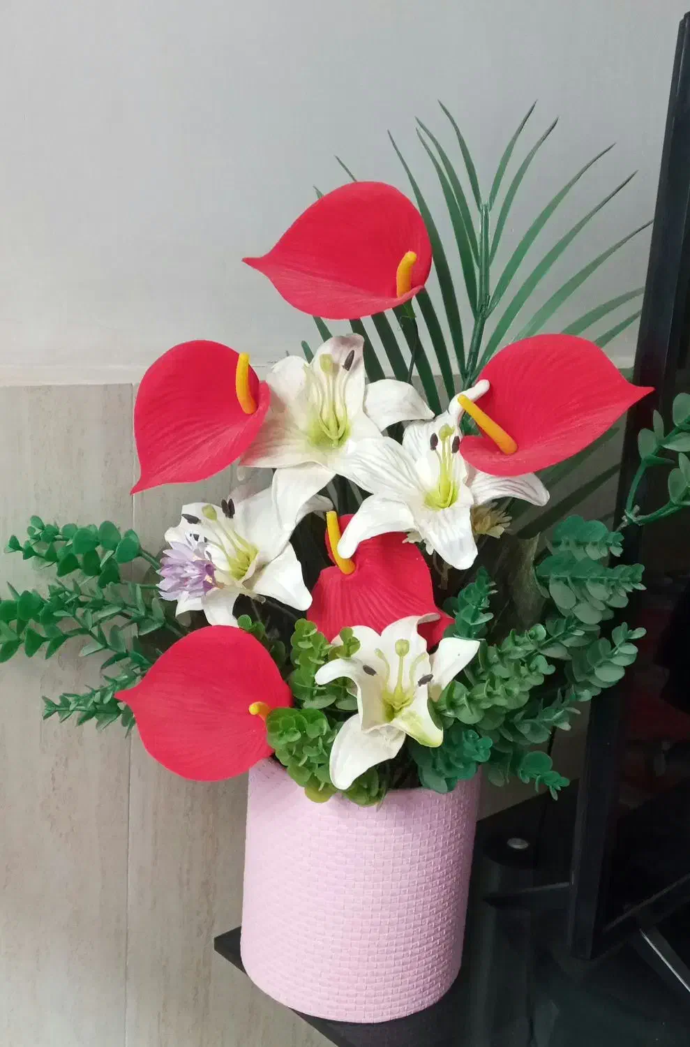 گلهای رومیزی و گلدان کنار سالنی|صنایع دستی و سایر لوازم تزئینی|تبریز, |دیوار