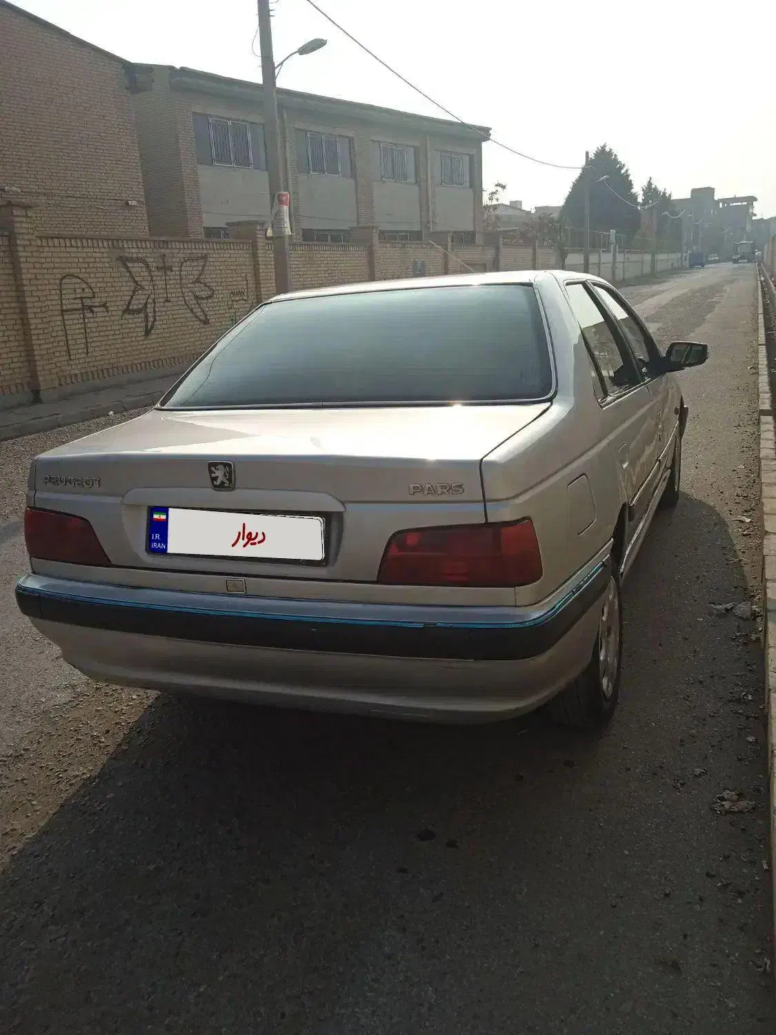 پژو پارس نقره ای ساده|خودرو سواری و وانت|میاندوآب, |دیوار