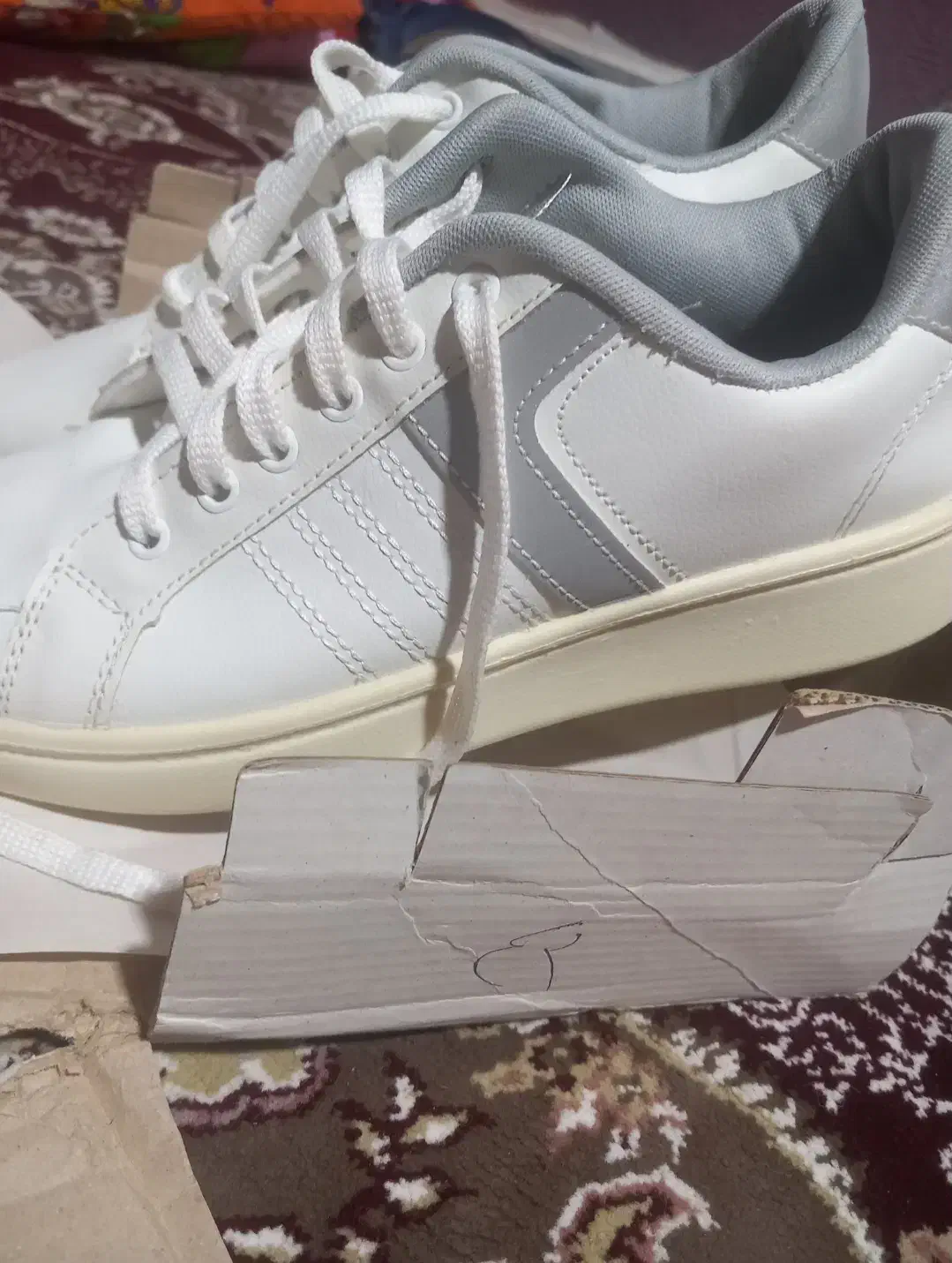 کتانی سفید سایز 40|کیف، کفش، کمربند|اردبیل, |دیوار