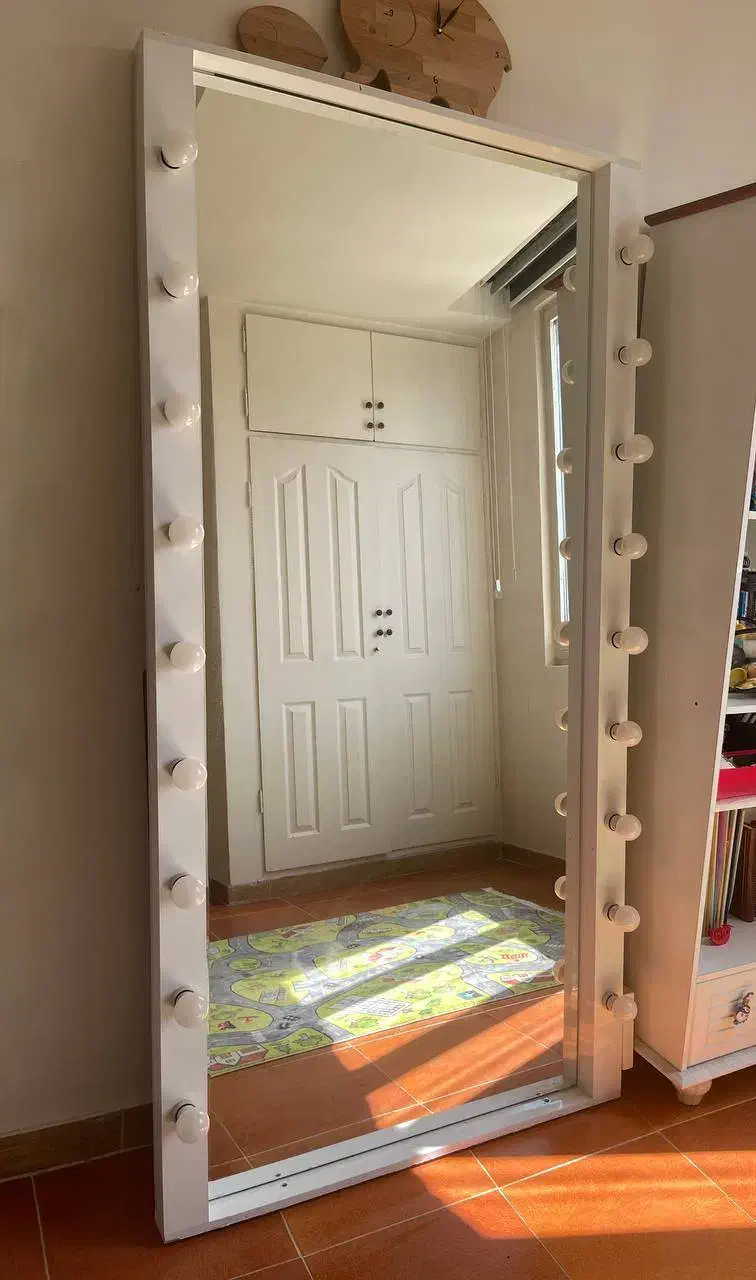 آینه قدی نور دار (سالم و تمیز)|آینه|کرج, کیانمهر|دیوار