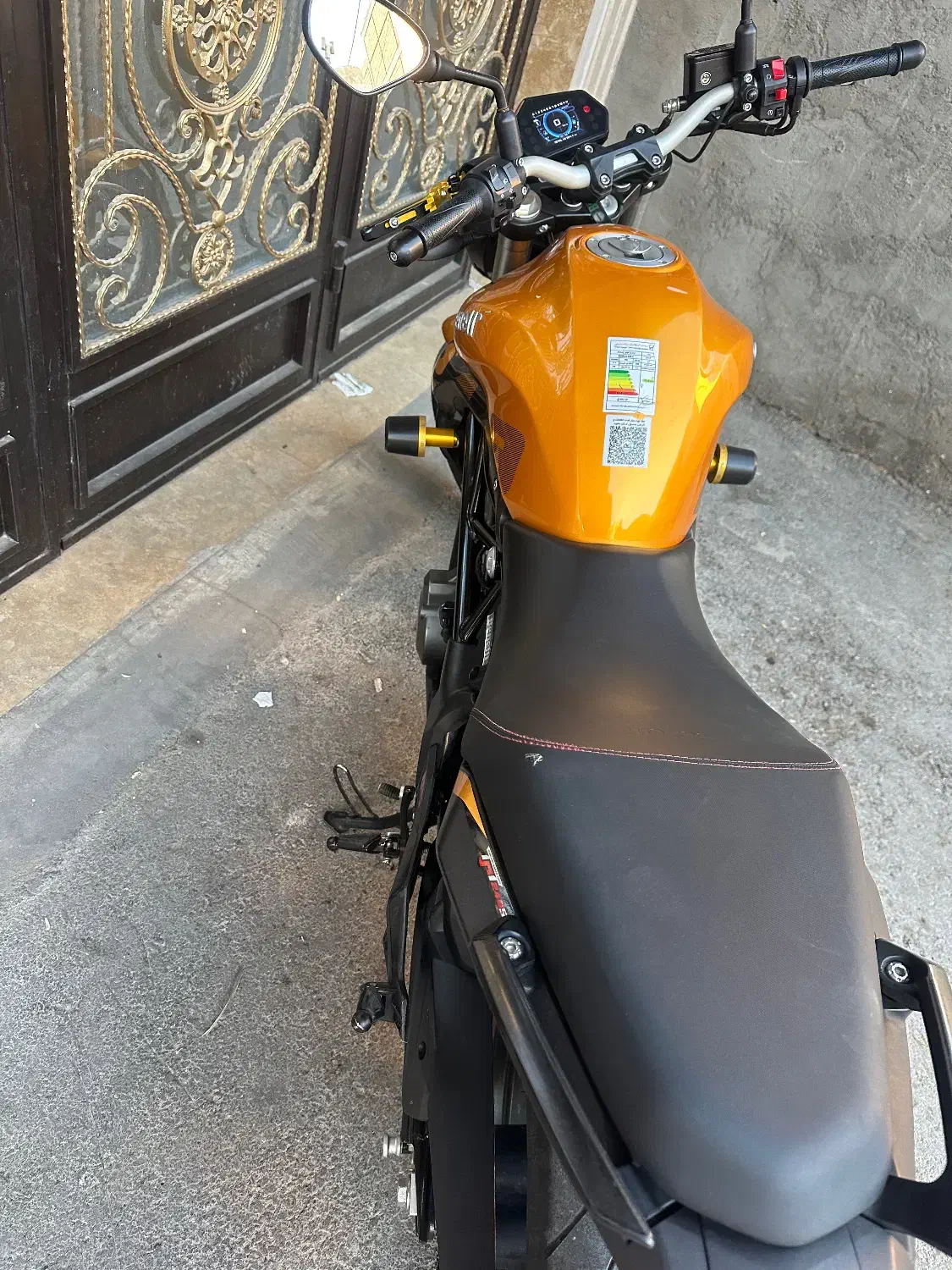 بنلی جفت مدل1401|موتورسیکلت|قم, امامزاده ابراهیم|دیوار