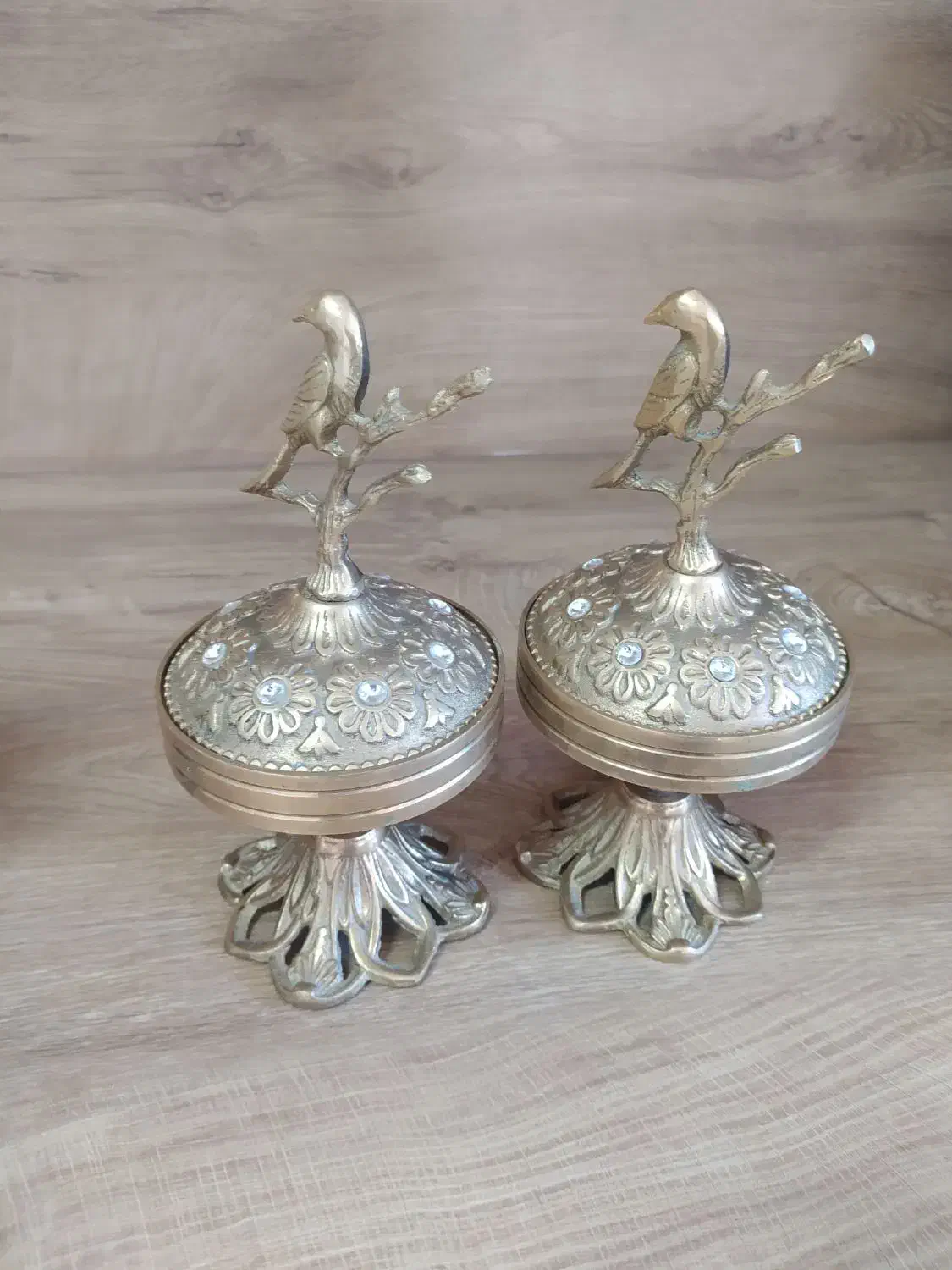 قندان برنجی اصل قدیمی|ظروف سرو و پذیرایی|اردبیل, |دیوار