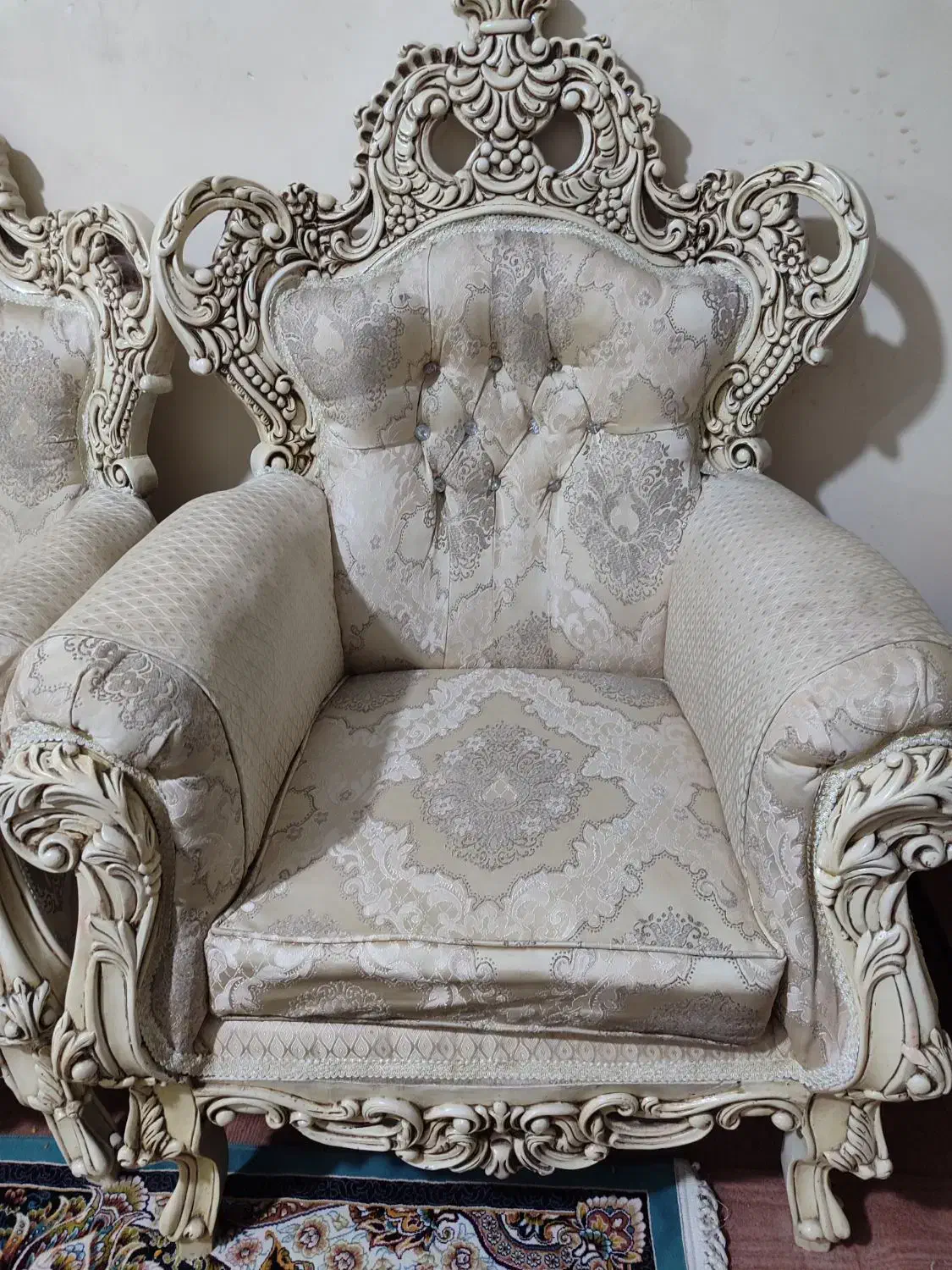 یک دست مبل هفت نفره|مبلمان خانگی و میز عسلی|رباطکریم, شترخوار|دیوار