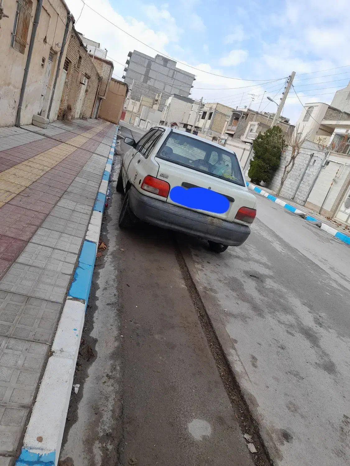 پراید سفید مدل ۸۰|خودرو سواری و وانت|فرخ‌شهر, |دیوار