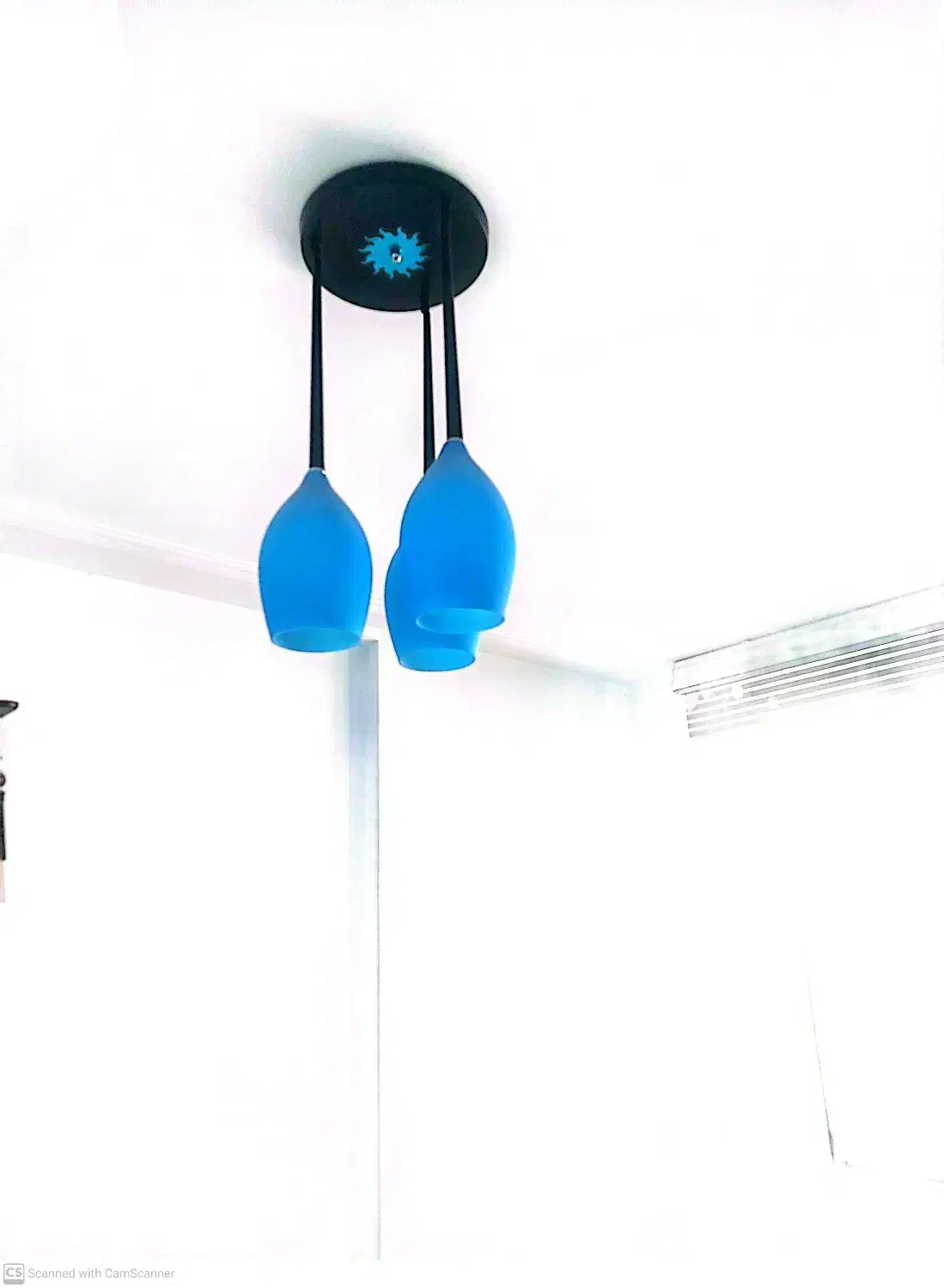 لوستر 3شعله با یک حباب اضافه|لوستر و چراغ آویز|شیراز, سینما سعدی|دیوار