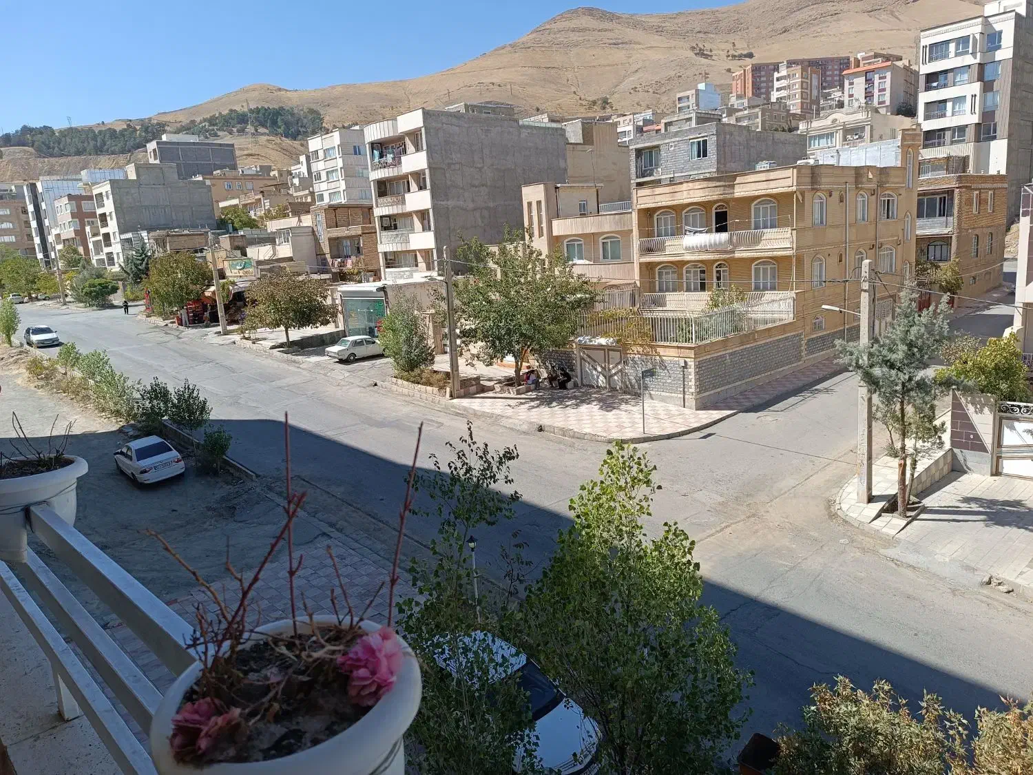 آپارتمان ویلاشهر خیابان اصلی گلها|فروش آپارتمان|سنندج, |دیوار