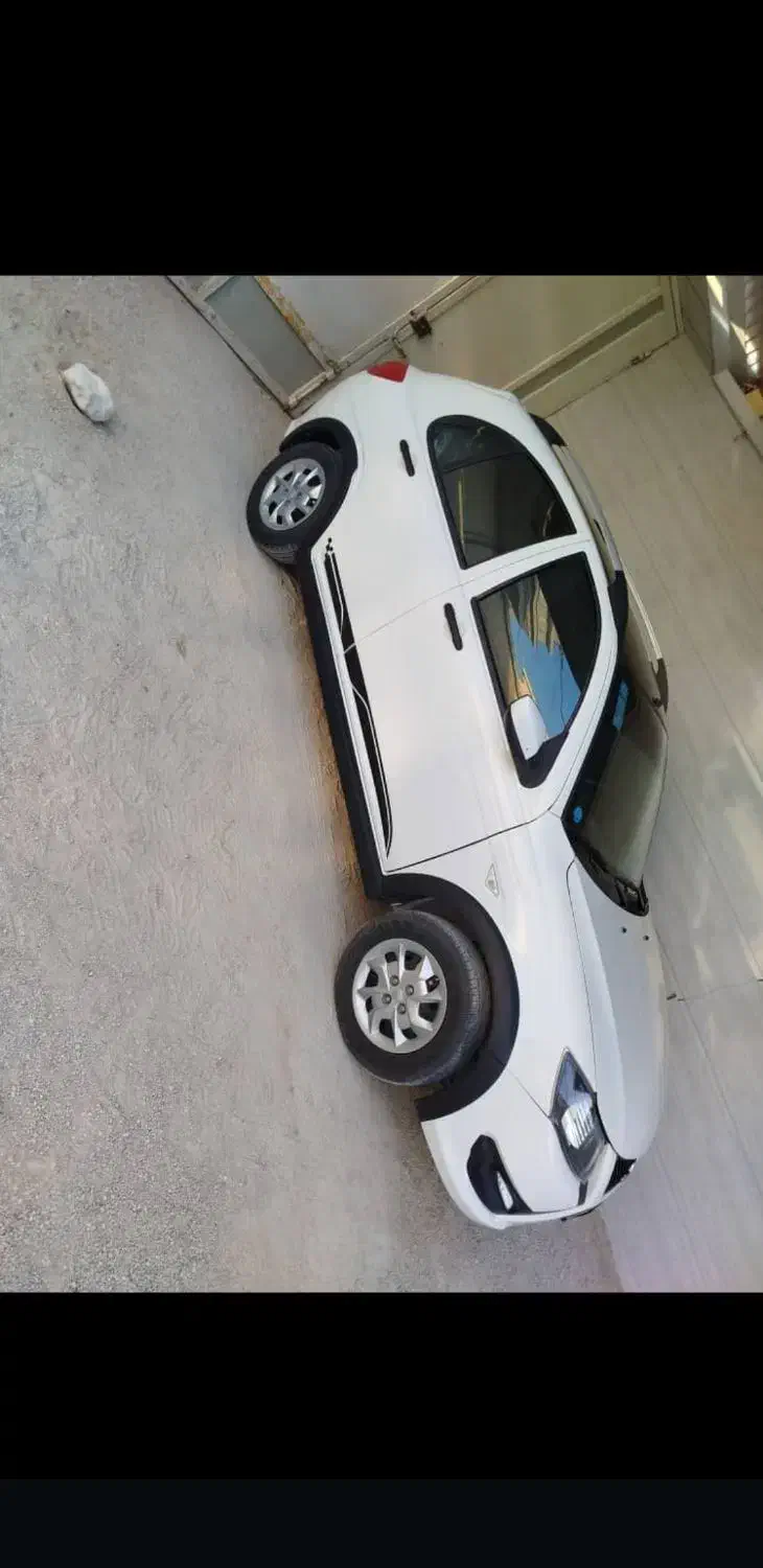 فروش فوری کوئیک 1403 Rs سفید سقف مشکی|خودرو سواری و وانت|بندر کنگان, |دیوار