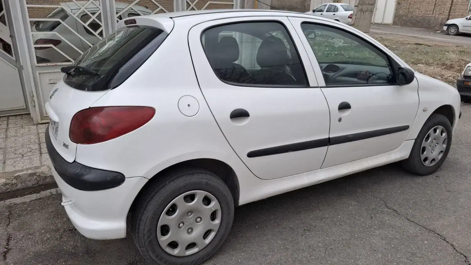 پژو ۲۰۶  تیپ۲ مدل ۹۶|خودرو سواری و وانت|نیشابور, شهرک قدس|دیوار