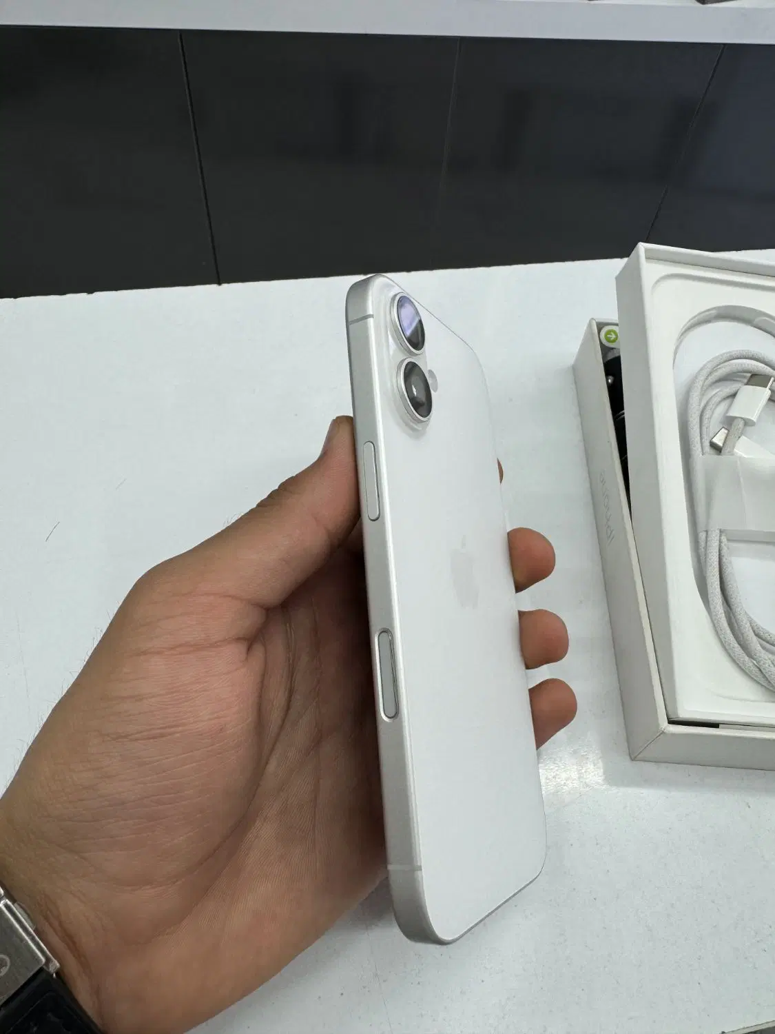 iphone 16 normal|موبایل|مشهد, سراب|دیوار