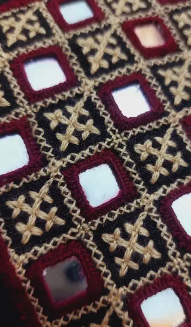 آیینه|لباس|زاهدان, |دیوار