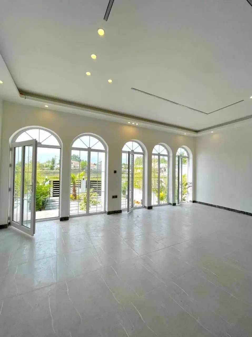 ویلا نوساز شیک در منطقه آپادانا / سنددار|فروش خانه و ویلا|چمستان, |دیوار