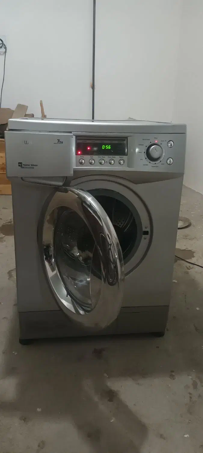 لباسشویی ۷ کیلو اسنوا کره ای نقره ای|ماشین لباسشویی و خشککن لباس|بجنورد, |دیوار
