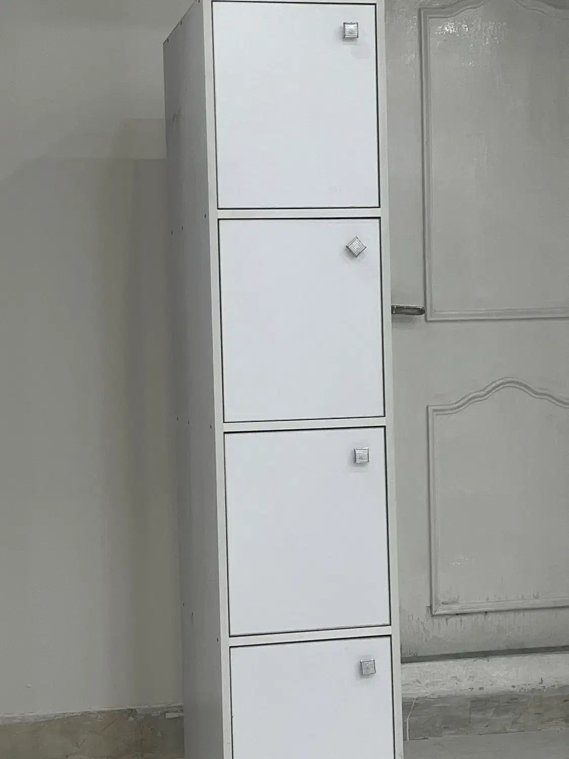 کمد|جاکفشی، کمد، دراور|قم, انسجام|دیوار